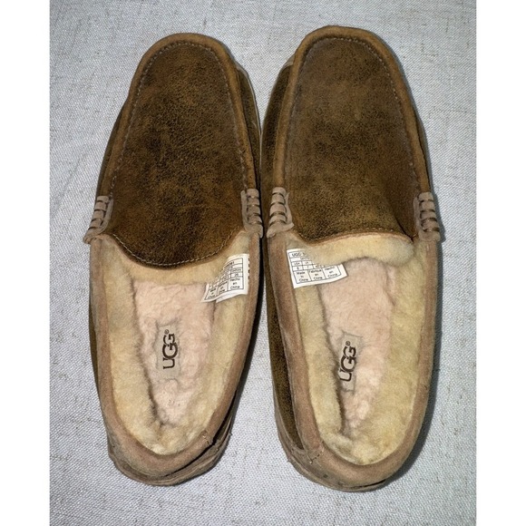 UGG Ascot Chestnut Bomber Suede Sheepskin‎ Slippers Men\'s 8 Women\'s 9 Shoes